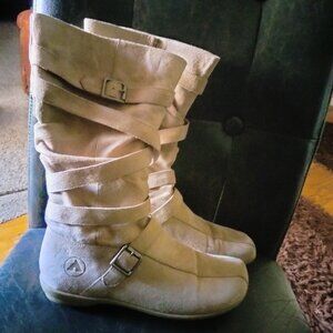 Boots - Airwalk - Flat Heels - Tan - Like New Condition Size 7.5 and 12" high